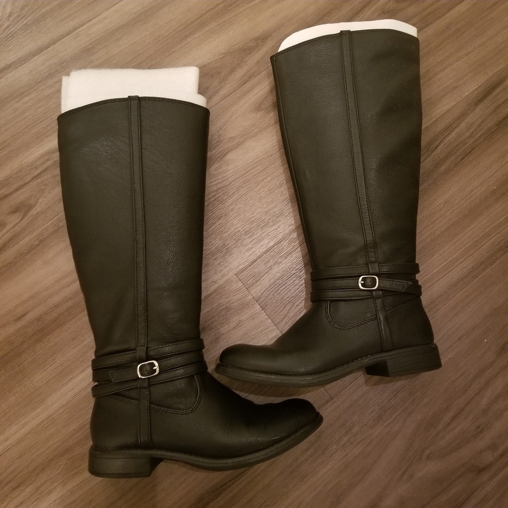 Tall black boots